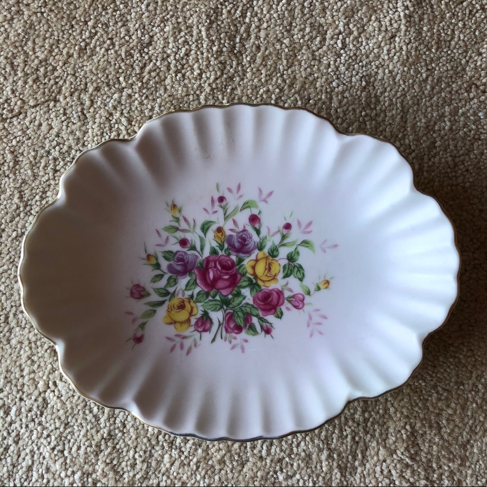 Vintage Lefton China floral soap dish